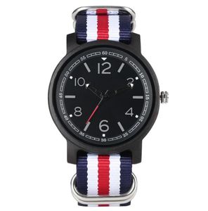 Novel Natural Wooden Watch Vogue Round Dial Nylon Straps Clock Retro Black Red Wood Watches Analog Quartz Wristwatch for Men Gift7418740
