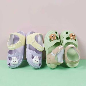 Mmfe sandals cartoon Kaninchen Sommerbaby Schuhe Familie Anti Slip Soft Sohle Beach Kinder D240515