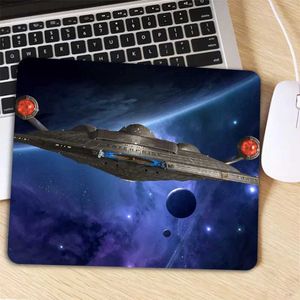 Muskuddar handled vilar Star Trek Mouse Pad Small Size Rectangular Washable Lämplig Mousepad för Home Desktop Computer Office Laptop Möss MAT J240510