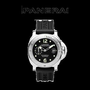 Серия Athleisure Watch Watch Panerai Luminor Series предлагает множество популярных вариантов с диаметром 44 мм для часов и часов, делая мужские PAM00024 из нержавеющей стали.