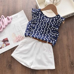 Set di abbigliamento di 2-7 anni per bambini abbigliamento estivo 3 pezzi set casual blusa senza maniche patchwork +pantaloncini +cintura abito per bambini abiti da ragazza