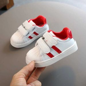 B3DS sneakers pojkar sportskor barnbarn baby flickor fashionabla casual lätt andas mjuk löpning D240515