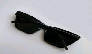 Shiny Blackgrey Cat Eye Solglasögon 276 The Party Sun Glasses Ladies Fashion Solglasögon Shades Top Quality With Box1441585