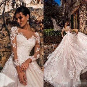 2023 Vestidos de noiva de marfim uma linha de mangas compridas Apliques de renda de renda Pesco