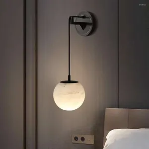 현대 미니멀리스트 스타일 이상적인 연구 및 침실 분위기를위한 벽 램프 고급 구리 대리석 스콘