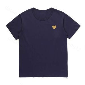 Play Shirt Designer T Shirt CDGS Koszulka Nowa gra męska designerka Red Commes Heart Women Garcons s des Quanlity Ts Cotton CDG Haft haft krótki rękaw 638