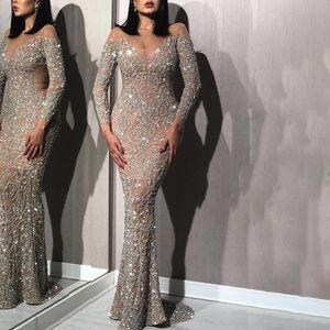 2021 Sequined Evening Dresses Off Shoulder Long Sleeves Side Split Prom Celebrity Gowns Feather Sexy Plus Size Formal Party Dress 281S