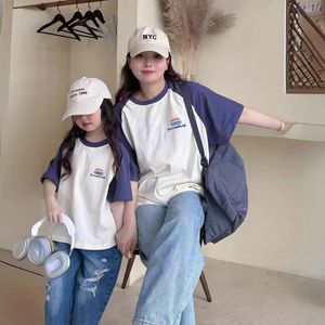Семейная подходящая футболка Отец Мать сын Мама и дочь те же самые короткие рукавы, корейские детские топы 240515
