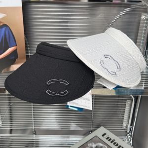 Womens Designer C-Letter Black White Hat Visors Cap Top Sun Hat Fashion Knitted Hat Cap For Men Woman Wide Brim Hats Summer Bucket Hats Outdoor Beach Hats