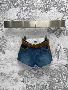 Moda Shorts Denim 2 Peças Mulheres 2024 Corrente de couro de verão Jeans curtos magros para mulher