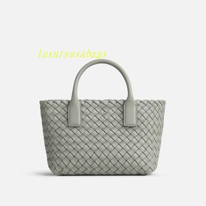 Designer Stylish Tote Vintage Elegant Handbag Botegavenetas Woven Leather Baguette Bag Evening Party Womens Bags 15*20*12cm 3QYU