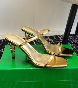 Summer Walk Itália Veneta Mule Knot Sandália Designer feminino Sandália Sandália Gold de salto de metal acabado com torno de tornozelo