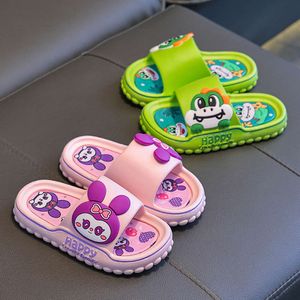 Summer Children Slippers Kids Cartoon Dinosaur Rabbit Sandal Boys Girls Flip Flops Soft Sole Non-Slip Bathroom Indoor Home Shoes L2405 L2405