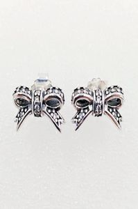 Charms Designer Jewelry Authentic 925 Sterling Srebrny Delikatne Bow Stude Kolczyki luksusowe kobiety Walentynki Bi5464548