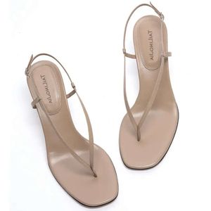 Ladies 2022 Mulheres Couro PU 8cm Sandálias de salto alto Sapatos bombas de verão Abertura dos dedos do casamento Fliple Flops Europa e América Tamanho da banda estreita 34-46 E279 B