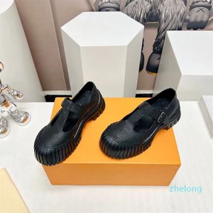 casual shoes series retro round head casual shoes women