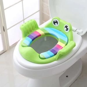 Baby Child Potty Toilet Trainer Seat Step Stool Ladder Cadeira de treinamento ajustável Cartoon confortável assento de vaso sanitário fofo para crianças L2405