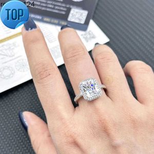 Custom 18k solid gold jewelry moissanite ring men vvs solitaire 3ct rectangular cut moissanite ring moissanite engagement ring