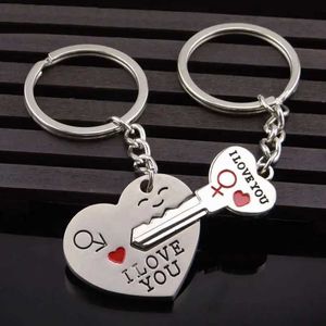 Keychains Lanyards Cute Girls Heart Couple Keychain Women Man Lovers Metal Key Chain Bag Car Trinket Jewelry Wedding Valentines Day Gift Llavero Y240510