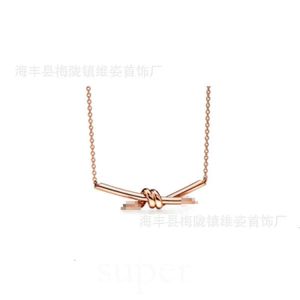 2024 New Designer Jewelry Tiffanyjewelry Necklace Fashion High Quality Necklace Women Necklace Silver Goldplated Knot Knot Necklace With Diamond Studded 459