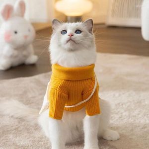 Hundkläder Hight Collar Lapel Knit Tröja Klädknapp Solid Cardigan Kläder Katt Bekväm vinter Varma kawaii Petprodukter