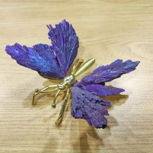 Figurine decorative 1pcs Titanium Butterfly Black Tourmaline Tourmaline Aura Quarzo Cristallo Decorazione della coda di pavone Cragi naturali pietre naturali e minerali