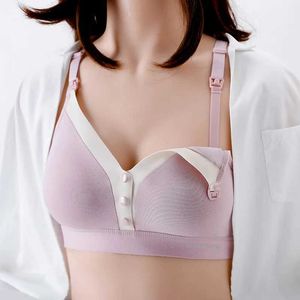 A maternidade sugere que o abstiário de roupas íntimas preventivas preenchidas com sutiã feminino usado para alimentar sutiãs para evitar a queda de D240517