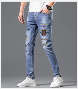 Klassische Mode Männer gestickte Jeans, Herrenmarke Jugend schlanke kleine Füße Casual Hosen, Korean Edition Trendy Hosen