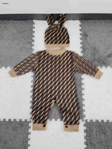 Top-Kleinkind-Overalls-Aufenthaltsuiten Kriechanzug Kids Designer Kleidung Größe 59-90 cm Neugeborenen Bodysuit Strickhut und Decke 95*95 cm 24mar