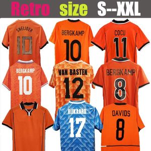 Retro Holandia 1988 Domowe koszulki piłkarskie Van Basten Gullit Koeman Vintage Holland Shirt Classic Kit