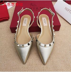 Women Sandals Designer Slippers V Rivets Flat Heels Pointed Shoes Summer Luxury Woman Real Leather Black Nude Red Wedding Shoes with Red Dust Bag Size 34-44