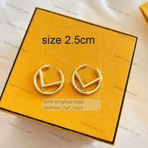 Fendiearring Women Stud Earrings Designer Premium Gold Diamond Earring för herr Hoop Earring F Luxury Hoops Varumärkesdesign Dingle Small Fashion Smycken 894A