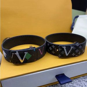 Designer-Armbänder 100% echtes Leder mit Geschenkbox Herren- und Frauen Punk Hip-Hop Schmuck Titanium Stahlschmuck