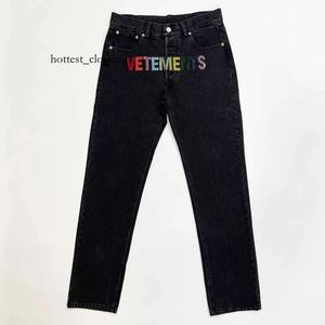 Jeans de jeans VETORES Jeans jeans coloridos diamantes quentes jeans casuais homens 11 calças retas Jeans Men J230420 7770