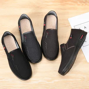 2024 Loafers Mens Designer Casual Shoes Läder Black Outdoor Platform Sneakers Hot Selling Big Size 44 Storlek 39-44