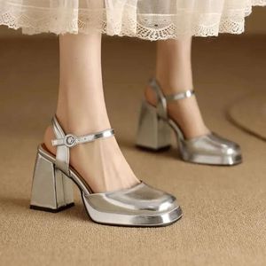 Sandals Sapatos para S Women Summer Gold Sier Gladiator Flip Flips Close Toe Dance Party Wedding Feminino Grande Tamanho Sandália Flop Cloe 617 D 8C5E