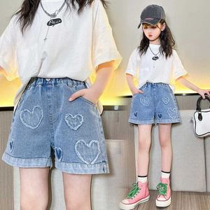 2LYP Shorts 2024 Hot Summer Childrens and Girls Fashionable Cute Beauty 9 11 13 14 Year Old Pearl Heart Jeans Youth Tassel d240517