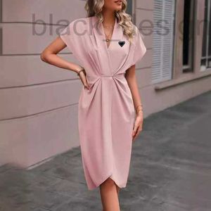 Urban Sexy Dresses Designer 2024 New Summer/Summer/Summer Fashion Women's Solid Color Dress Prxw Vnia