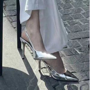 Платье обуви 302 туфли для обуви удобные женские насосы 2024 модные высокие каблуки заостренные сандалии с сандалиями.