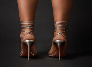 الصيف الأزياء الصيفية Silver Gladiator Sandals Cross Sied Chic Stiletto Heel Party Pu Super High Heels Women Designer Shoes Plus Size1202674