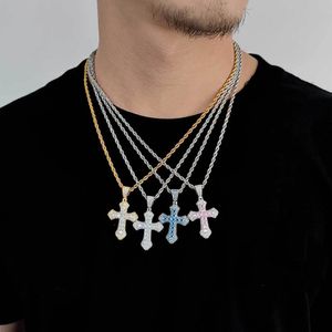 Designer Necklace Hip Hop Cross Zircon Pendant Personality Necklace Fashion Man Full Diamond Men's Pendant Fried Dough Twists Chain 3MM.