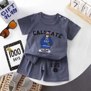 Set di abbigliamento 2017 Summer Infant and Toddler Set a maniche corte T-shirt con cerniera in cotone con cerniera di cotone+pantaloncini set da due pezzi 0-6y WX