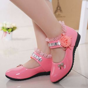 2020 Nya barn Elegant Princess Pu Leather Sandals Kids Wedding Dress Party Beaded Shoes for Girls L2405 L2405