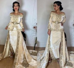 Party Dresses Ivory Off Shoulder Velvet Caftan Evening Dress Algerian Outfits Karakou Long Sleeves Muslim Dubai Prom Occasion Gowns