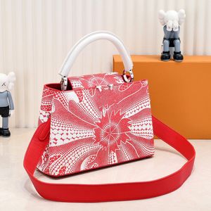 Подлинные оригинальные качественные дизайнерские дизайнеры Crystal Killer Tote Bag Classic Saffiano Retro Tote Fashion Madbags Острые кожаные женщины Business Capucines BB Bags