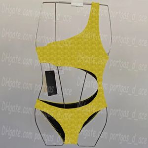 Lettere Women Swimsuits Speach Bra Slievi sexy Bassero indietro Cut da bagno Servizio di biancheria intima sportiva Bikinis Summer Scapata abito da bagno imbottito imbottito da bagno Lady Swimsuits