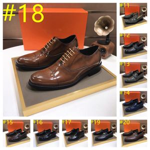 2024 Italiensk lyxklänning Sko Casual Business Fashion PU och Tyg Låg häl Slip-on-skor Designer Male Retro Classic Trendy Loafers for Men Storlek 38-46
