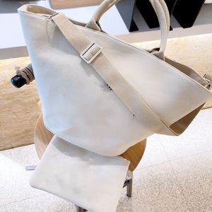 Designer Bag 2024 Shopping Bag Large capacity new Tote bag Fashion shoulder canvas bag Beach bag Carrying Mommy bag