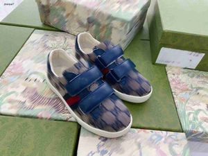 Top Baby Sneakers Grid Full Print Kids Shoes Size 26-35 عالي الجودة العلامة التجارية التغليف حزام حزام Girls Shoiseer Boys Shoes 24may