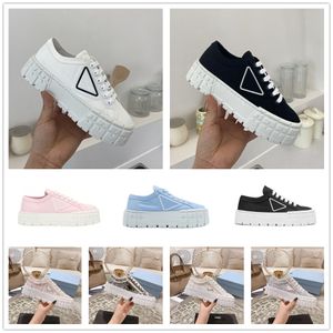 Wheel Double Nylon Men Women Casual Shoes Designer Sneaker Lightweight Sole Canvas Black White Pink Blue Desert Beige Platform Man Heighten Shoe Sports Sneakers